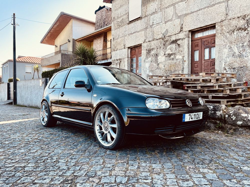 Golf 4 1.9 TDI VP 110CV com 2 pares de jantes