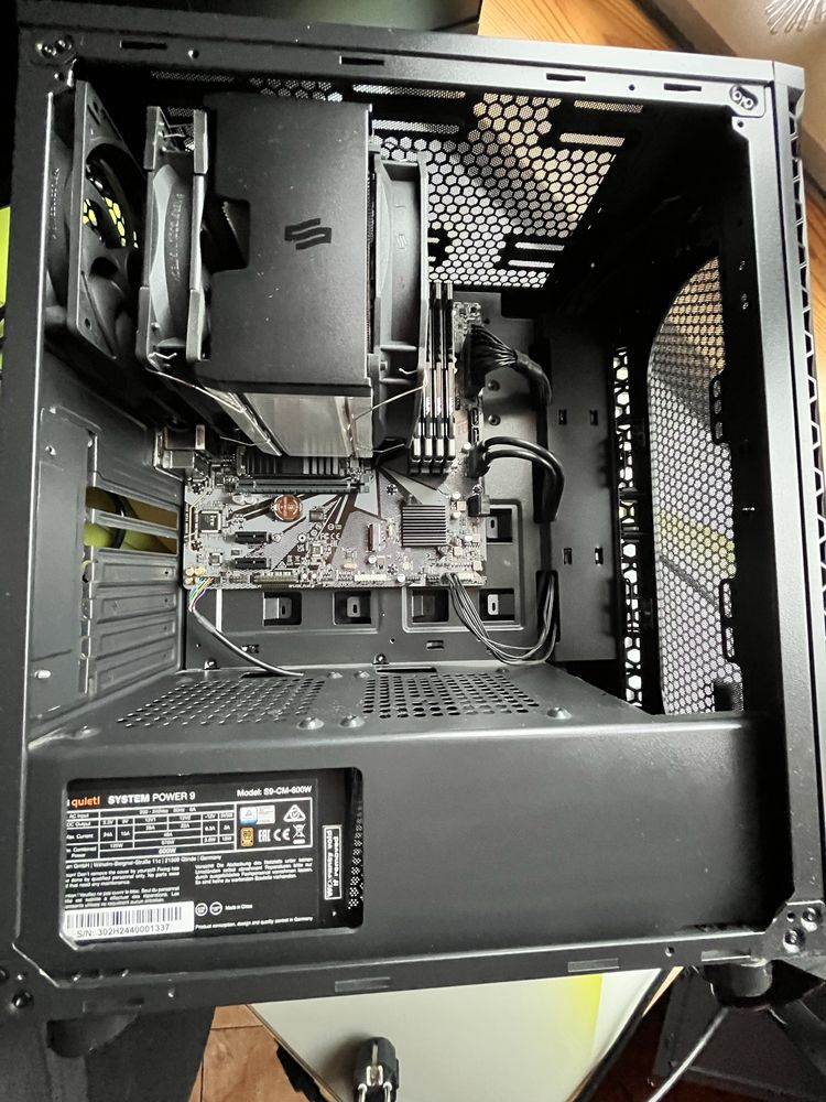 Komputer stacjonarny z monitorem i5 32 GB RAM SSD 1 TB Win11