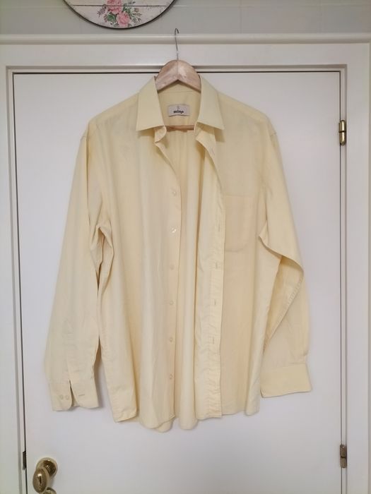 Camisa Mirto com marcas de uso