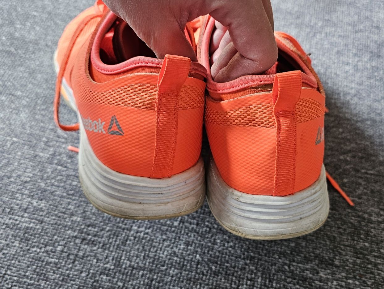 Buty 41 Reebok, 27 cm