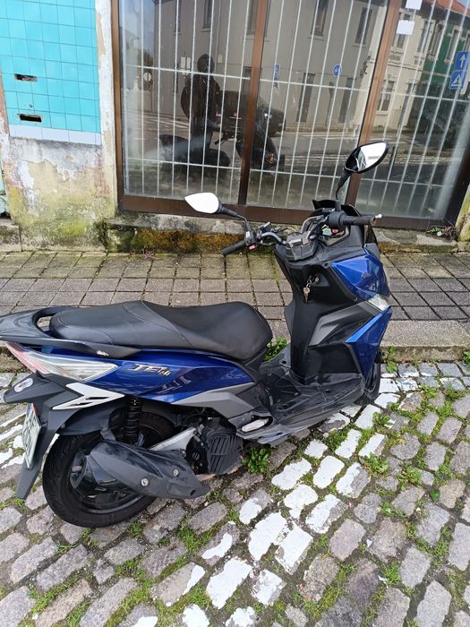 Scooter Syn jet 14 2021.