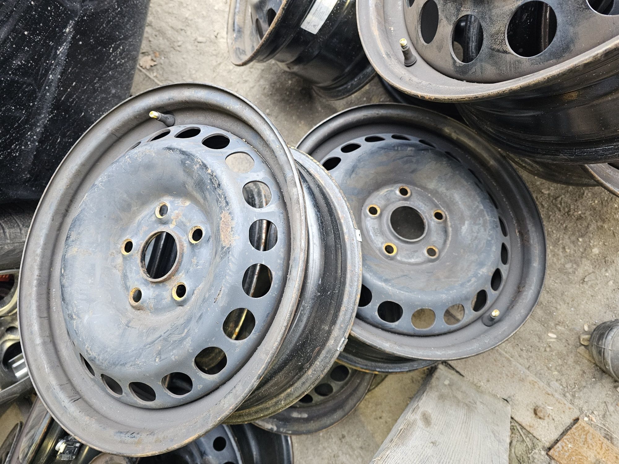Felgi Stalowe Volkswagen-Audi R15 5x112 ET45- 6J