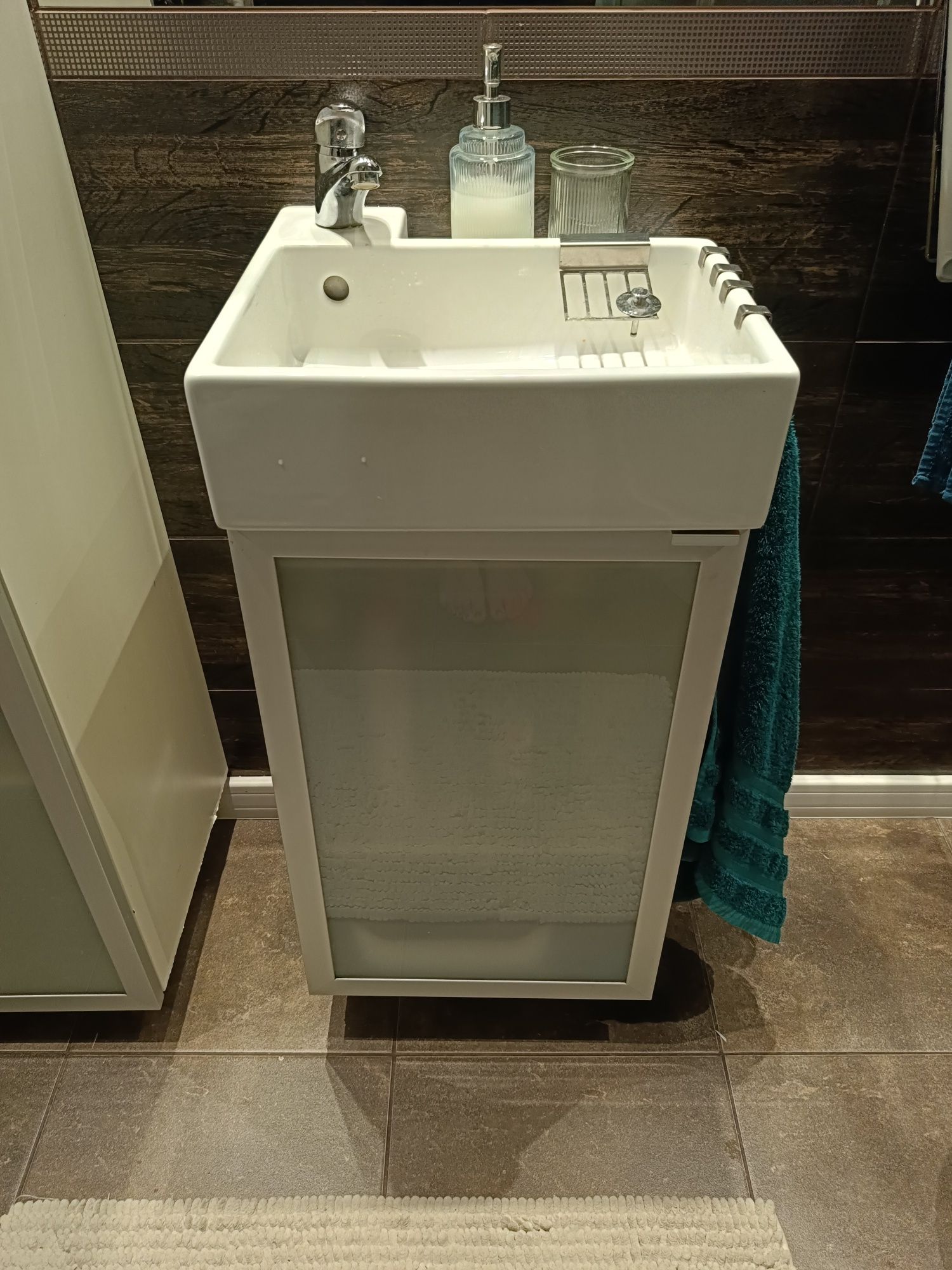 Szafka z umywalką Ikea 40+40 wys.67 wraz z umywalką