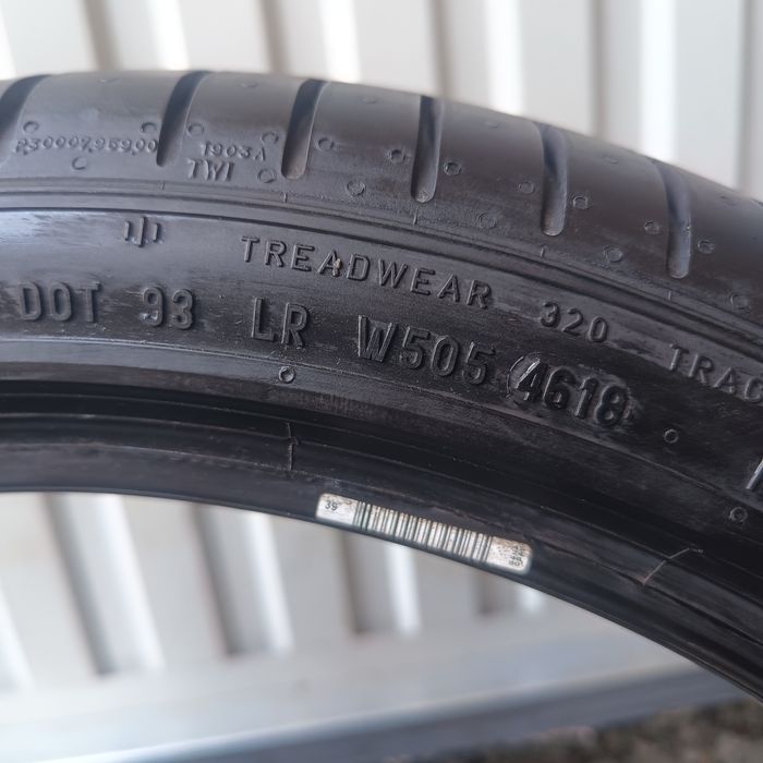 Dwie opony Pirelli P.zero 225/40 R20