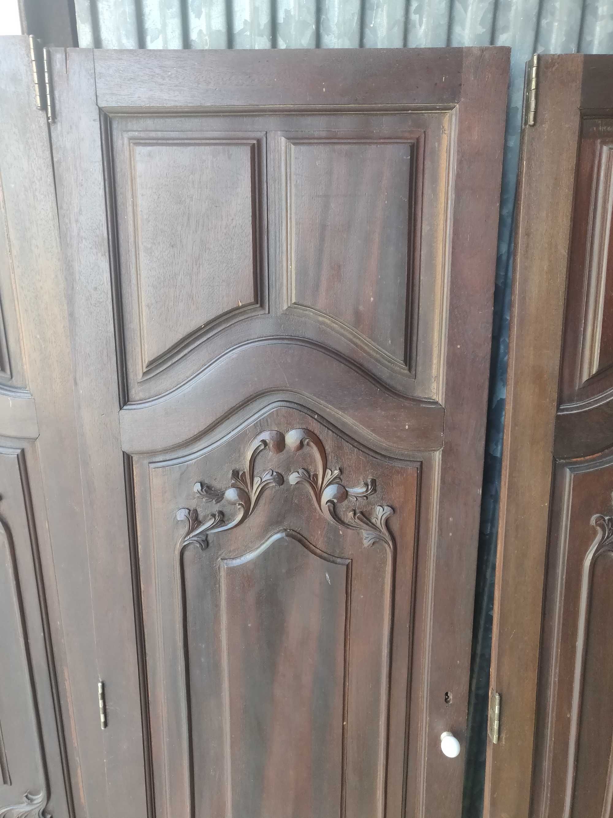 Portas de roupeiro