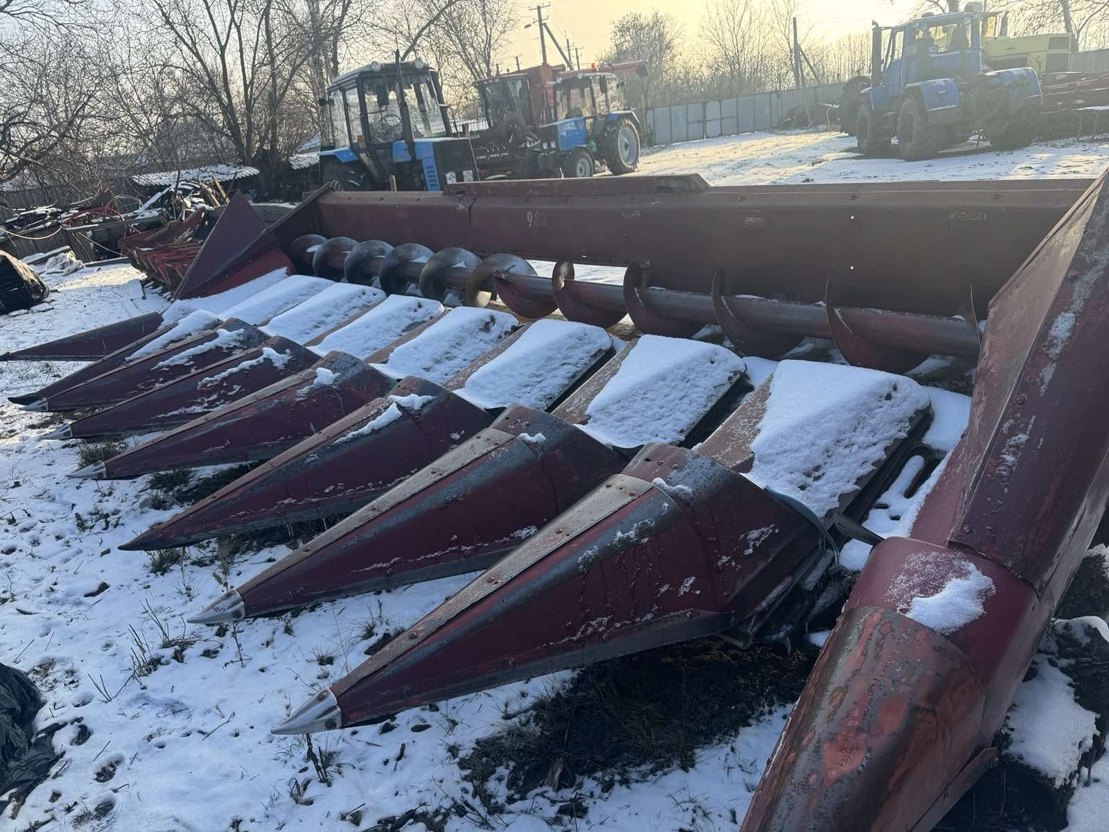 Жатка кукурудзяна CASE 1083, жниварка на комбайн КЕЙС, НЬЮ ХОЛЛАНД