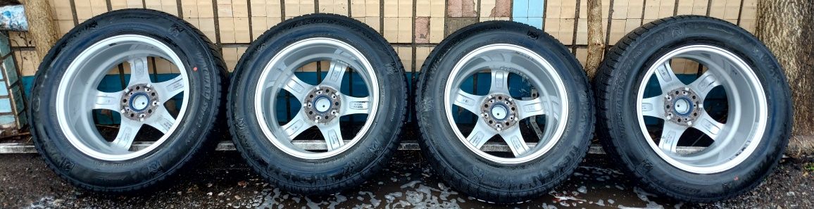 Диски R 17 5x114.3 резина гума Nexen 225/65/17