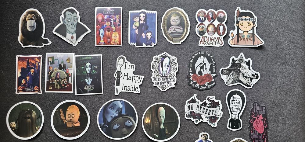 Wendesday/kruki - naklejki na laptopa/telefon 52szt./40szt.