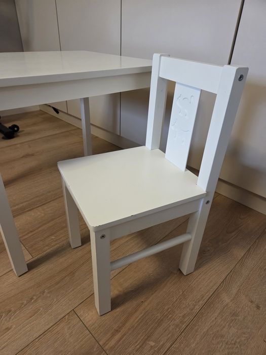 Zestaw kritter ikea stolik i krzesełko