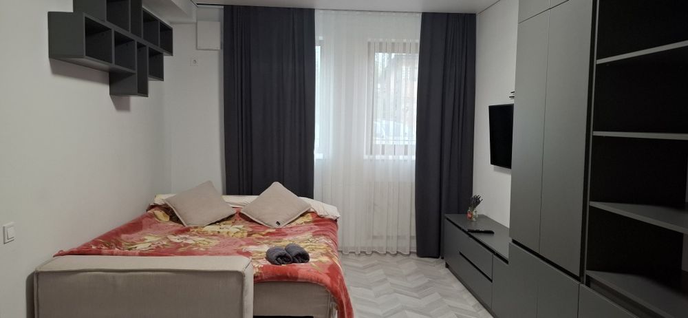 Подобово 1-кімнатні апартаменти.Парк Шевченк,обл.лікарня,Буковина