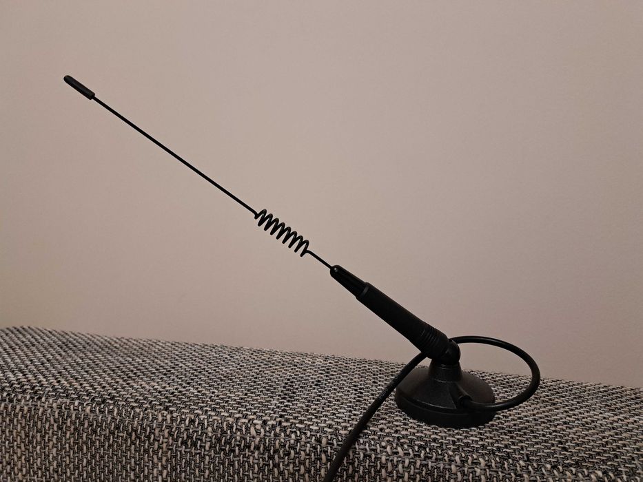 CB radio Midland 203 plus antena