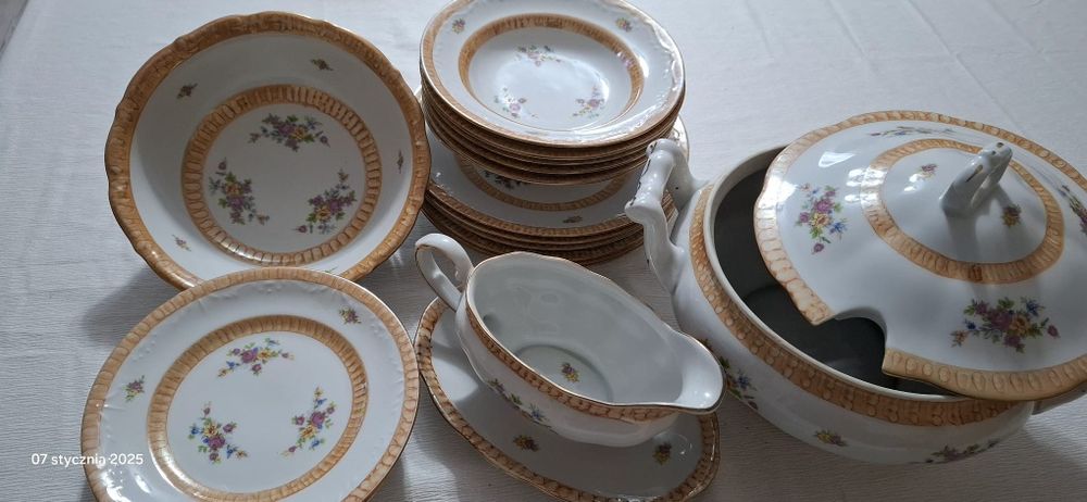 Zestaw porcelanowy obiadowy