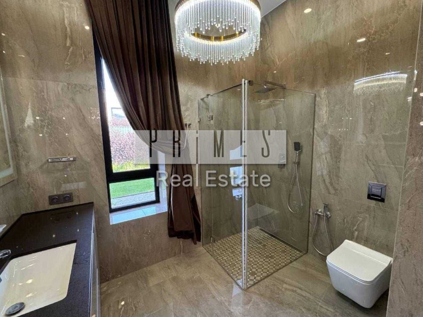 Продається  4-к  будинок площею 240 м² у КМ Green Town ,с. Крушинка