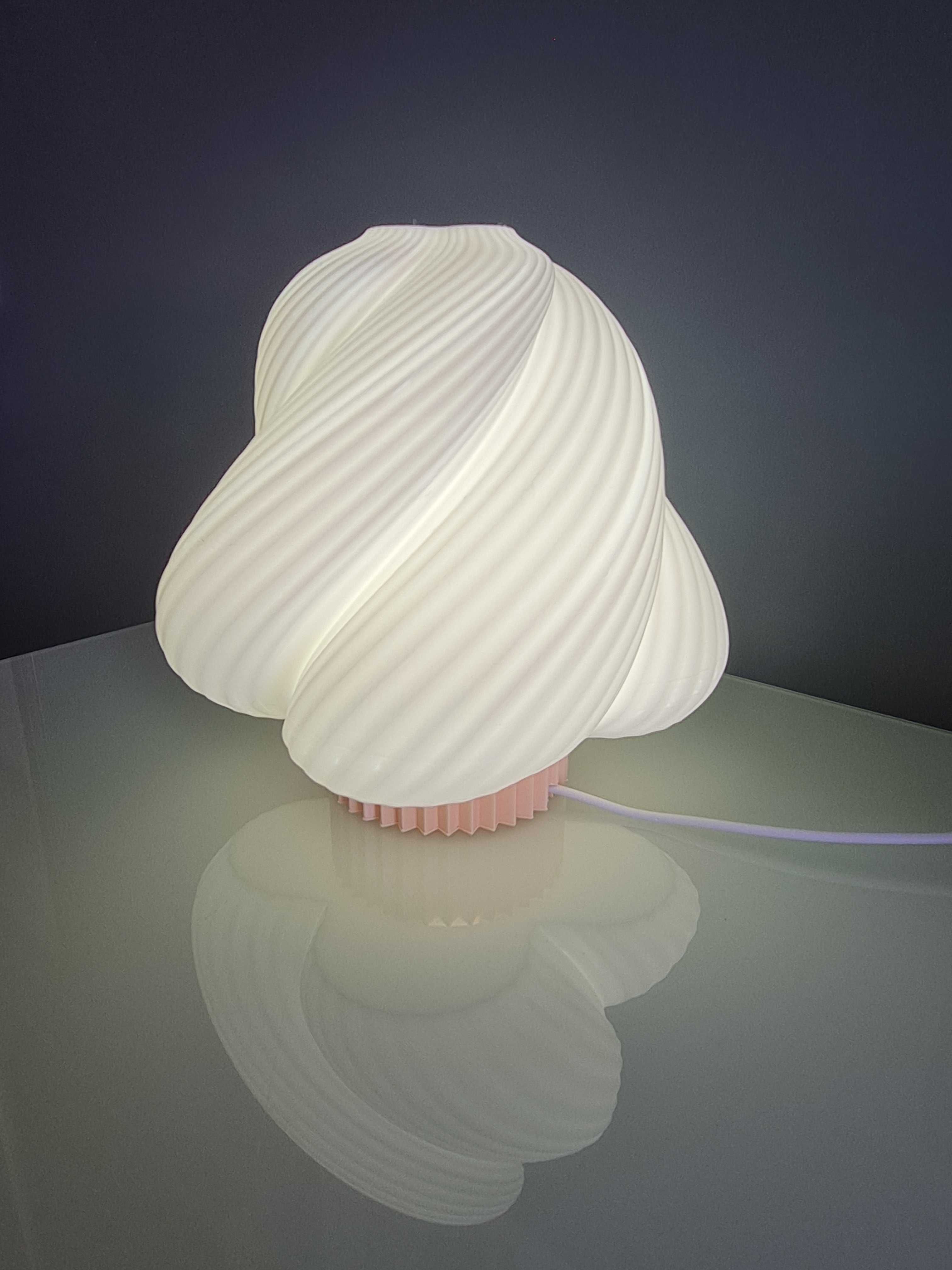 Lampka nocna HELADO – elegancja i funkcjonalność w jednym