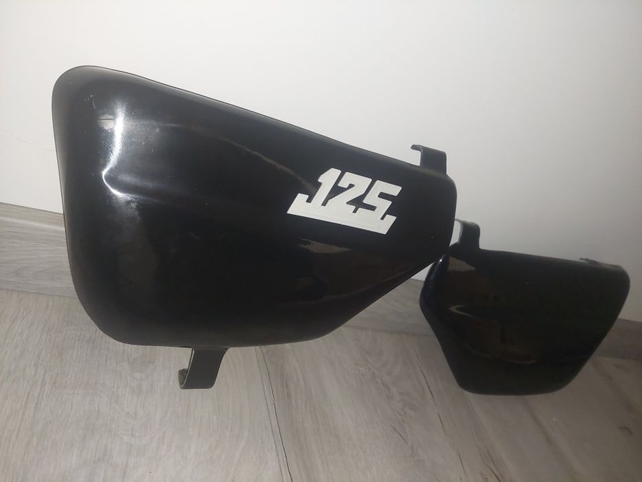 Sprzedam oslony boczne boczki wsk 125 b3 jednoramowa kpl pl