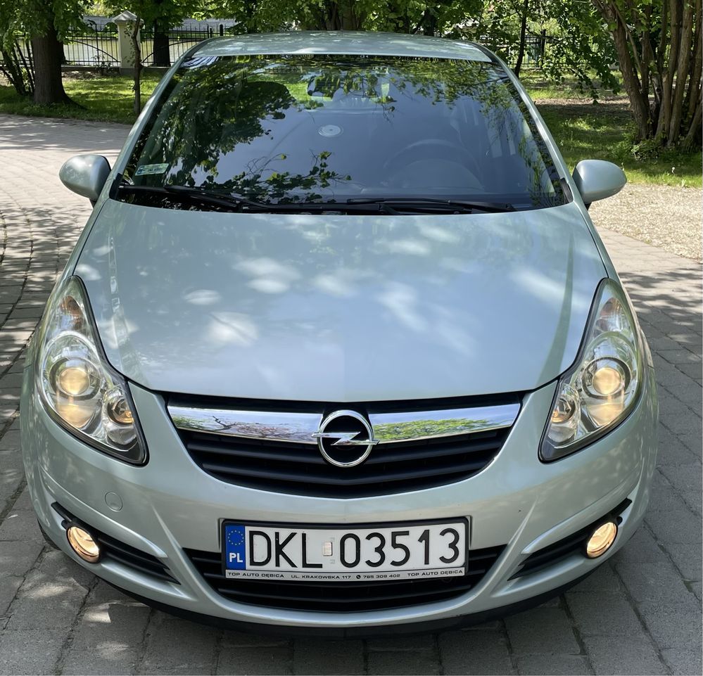 Opel Corsa D Benzyna Super Stan Niski Przebieg Zobacz