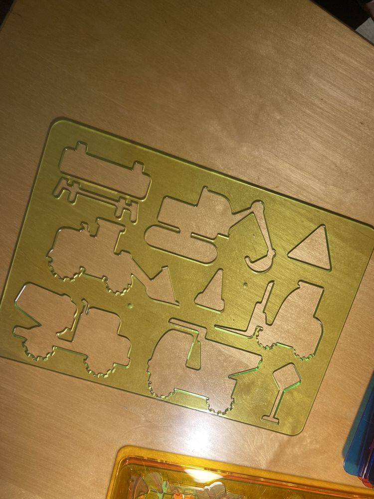 12 esquadros com diversos motivos