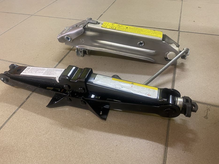 Домкрат Audi A3,A4A6