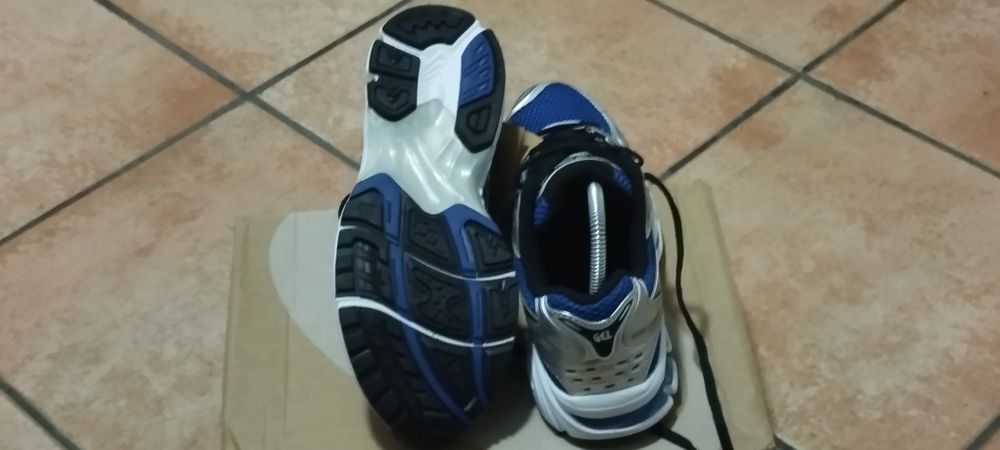 Asics Kayano-14 silver blue