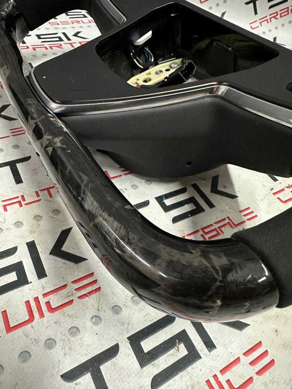 Кермо для Tesla Model S/X YOKE з елементами ламаного карбона