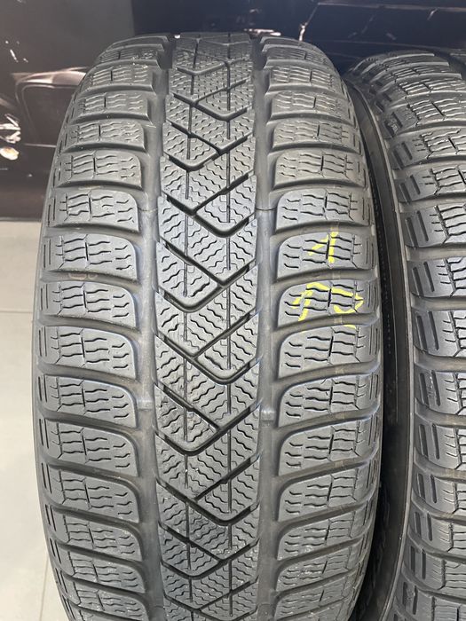 215/55 R17 Pirelli Sottozero  3
