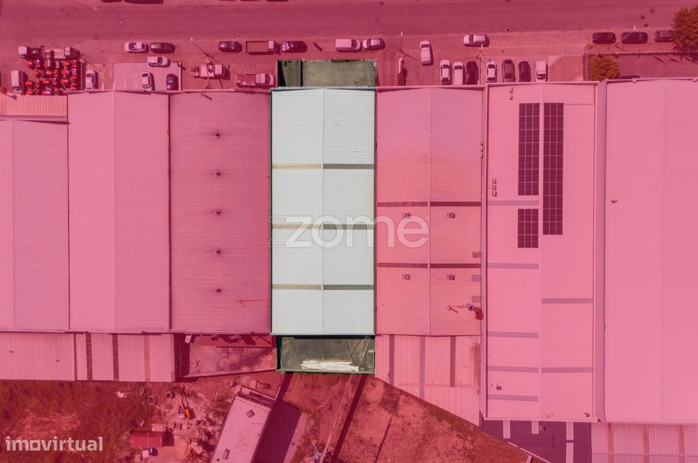 Pavilhão para arrendamento com 1797m2 em Frossos - Braga
