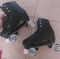 Patins como novos