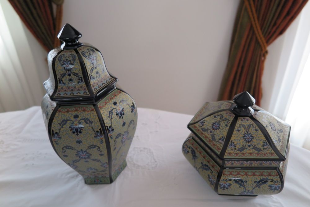 2 Potes Decorativos em tons de azul