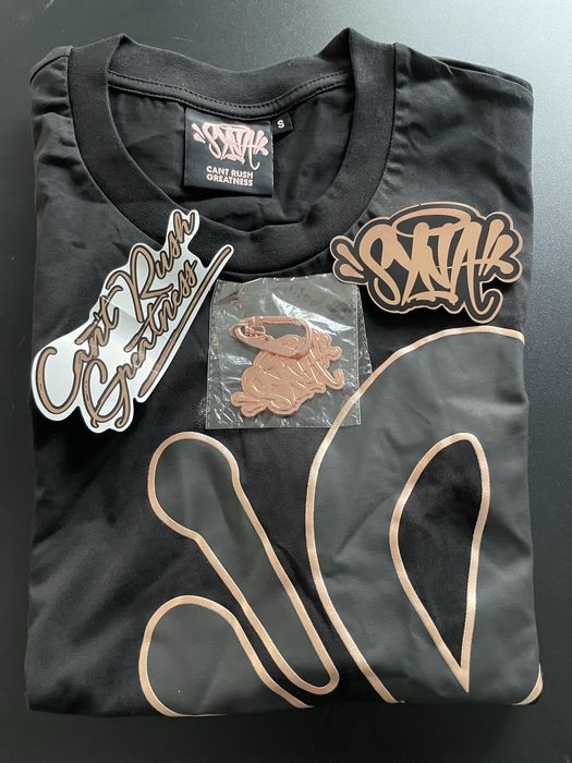 T-shirt e calções Syna World “Cant Rush Greatness”