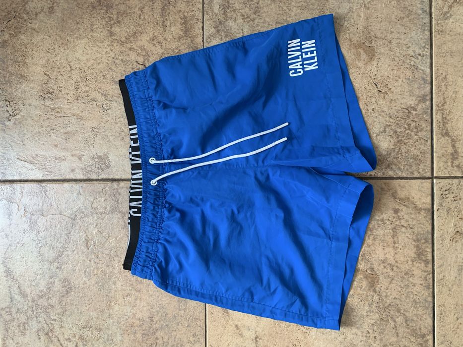 Шорти Calvin Klein. S