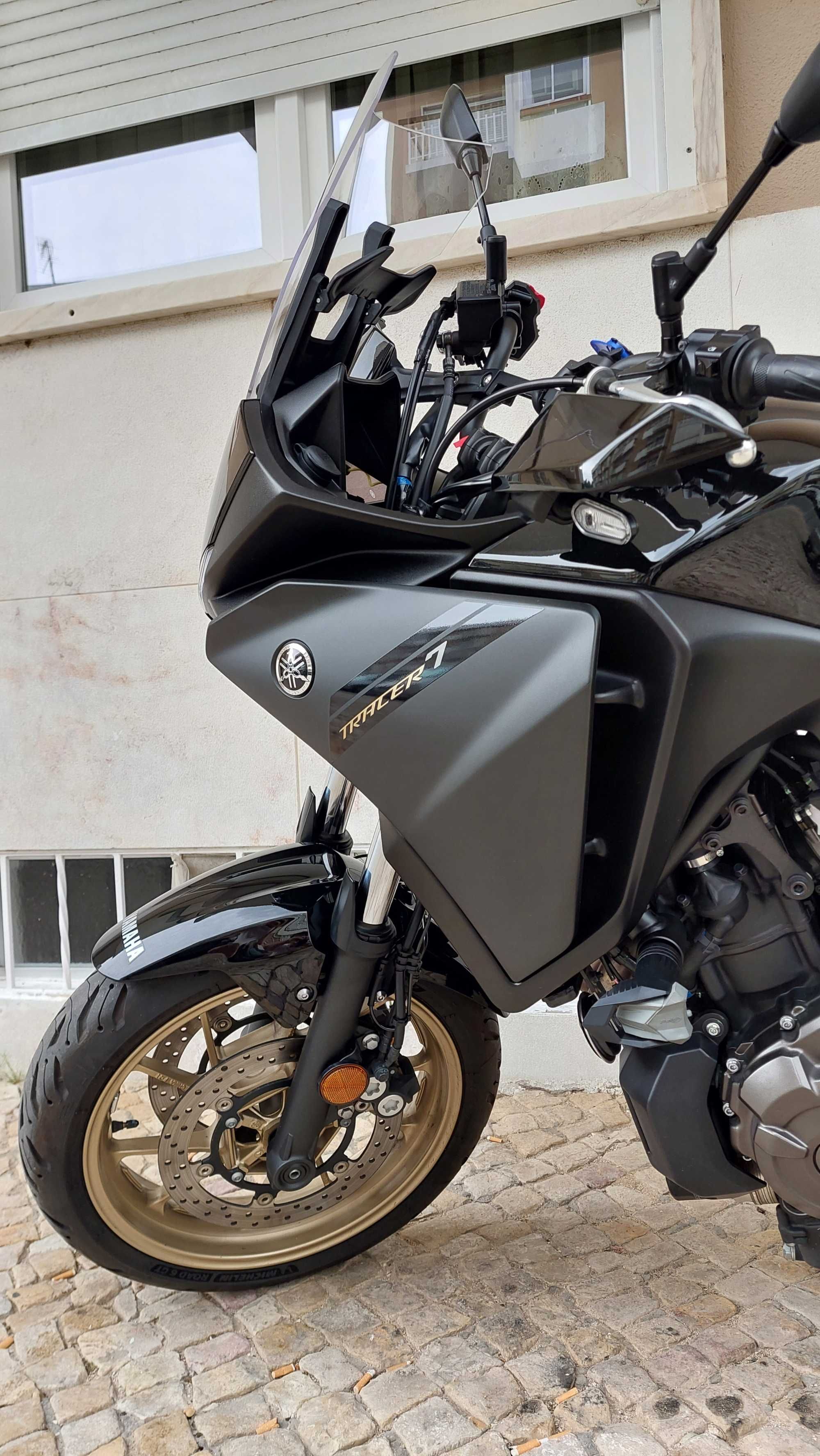 Tracer 700 ano 2024 cor preto 55 kw Imaculada