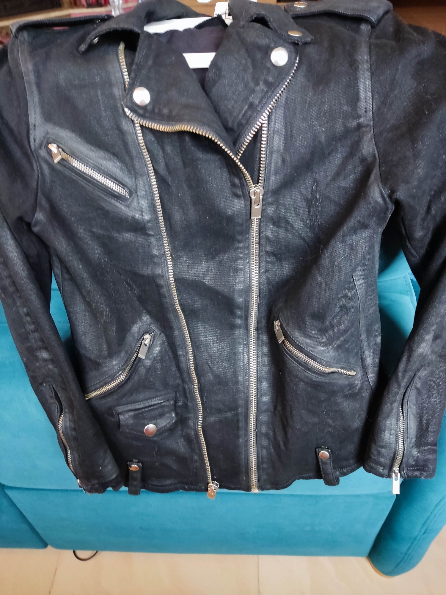 Kultowa ramoneska The Kooples jeans