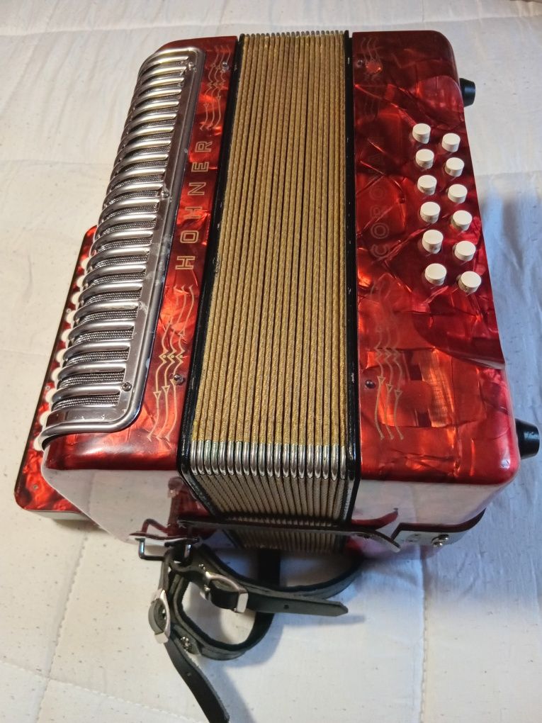 Concertina Hohner em sol do fa