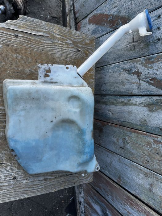 Бачок омывателя Nissan Qashqai 1