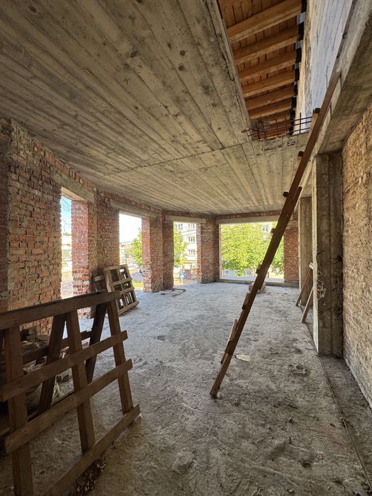 Продається нерухомість