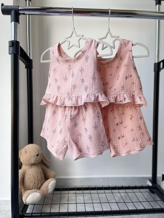 Костюм з мусліну для дівчинки