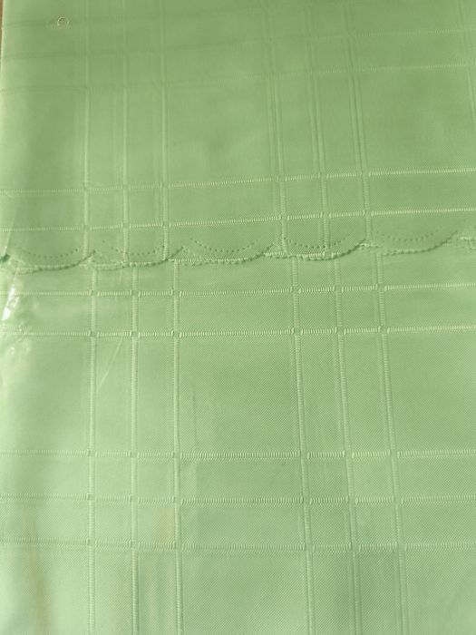 Obrus kwadratowy nowy.