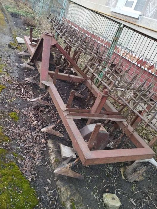 Плуг трохкорпусний 3-30 та культиватор до трактора МТЗ чи ЮМЗ