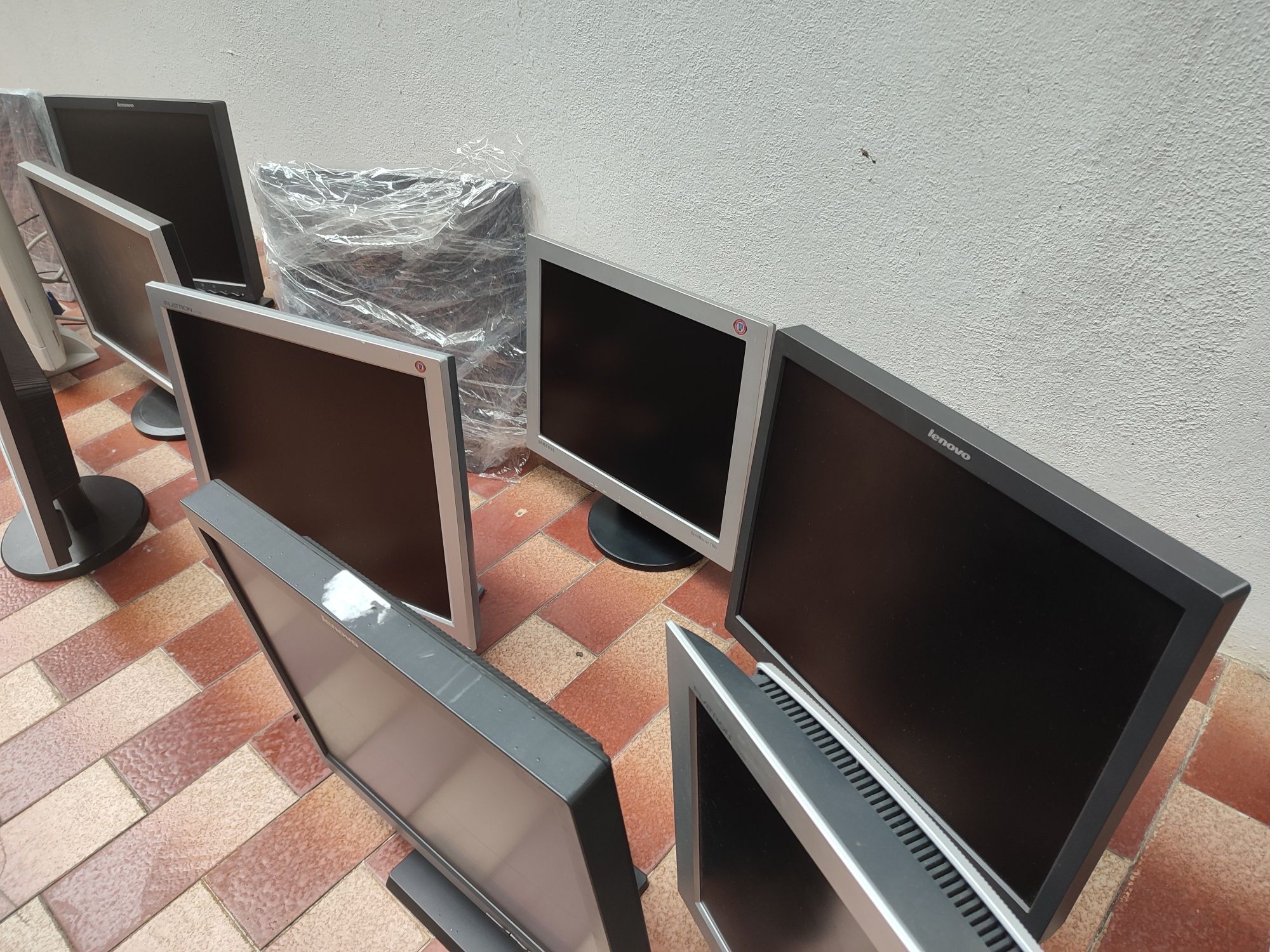 Monitores Usado LG/Samsung/Lenovo/Philips