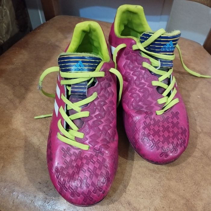 Детские бутсы на продажу