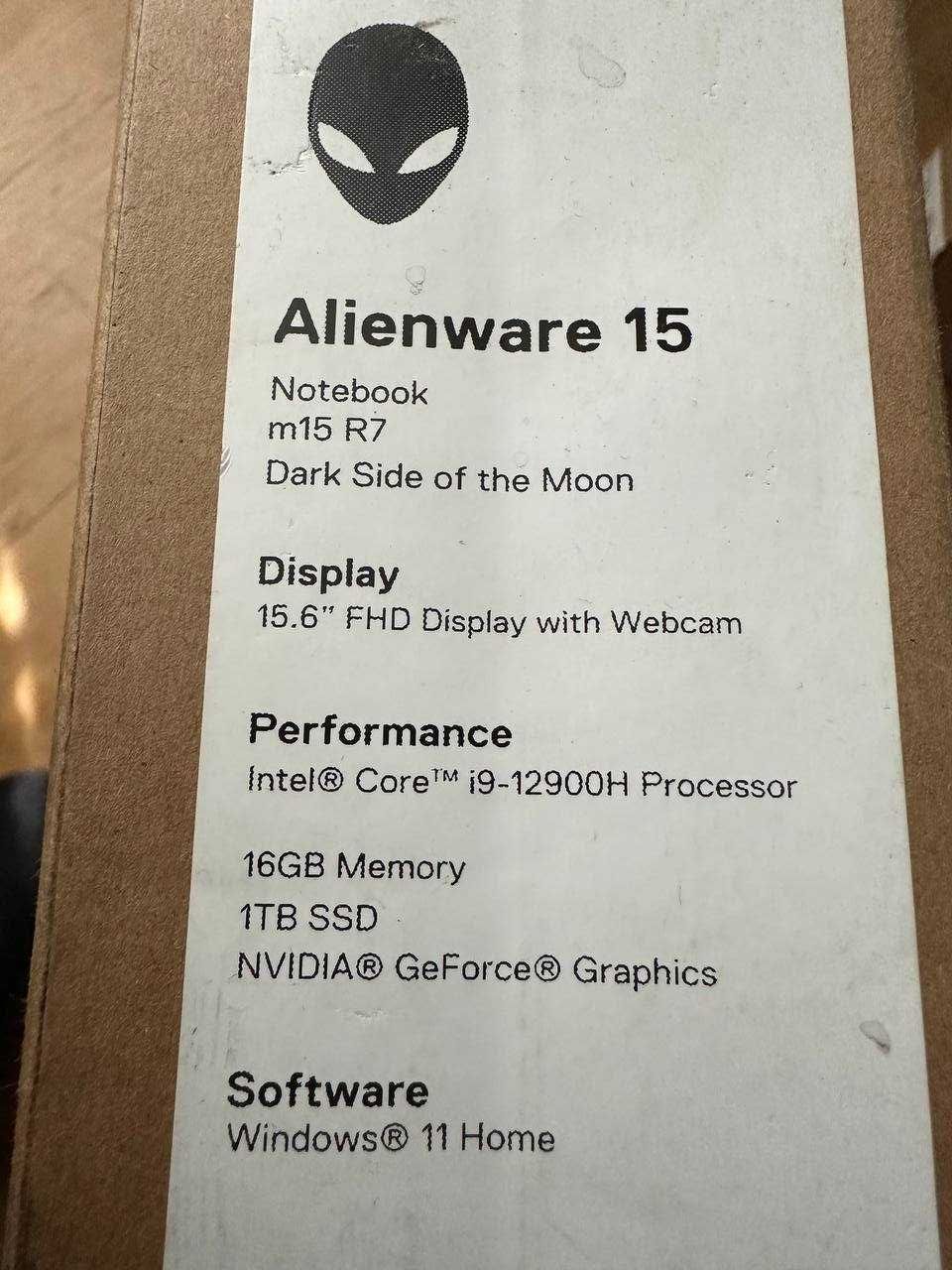 Alienware m15 R7/ i9-12900H / RTX 3070Ti
