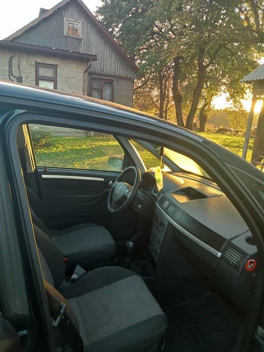 Opel Meriva 1.4 benzyna 2005 R.
