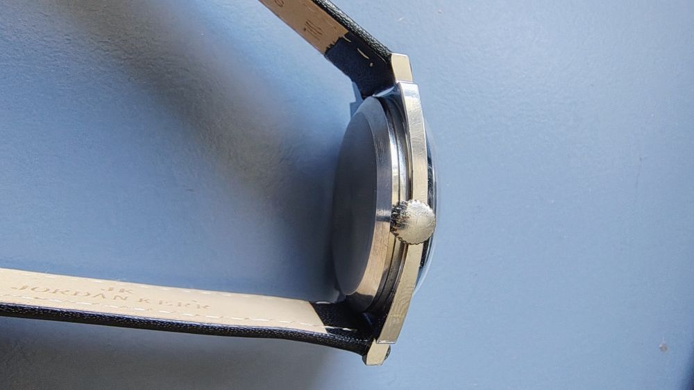 Radziecki zegarek Zim biała tarcza i ciekawe wskazówki