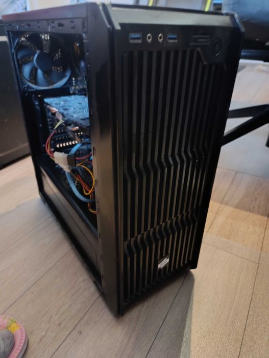 Komputer i3 / 8GB RAM / GTX 660 / Chieftec 600W – sprawny