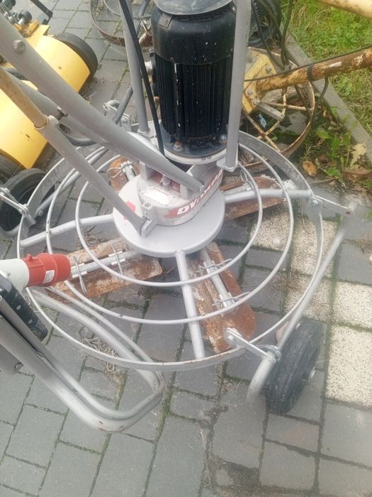 Zacieraczka do betonu duży wybór spalinowe elektryczne 90cm