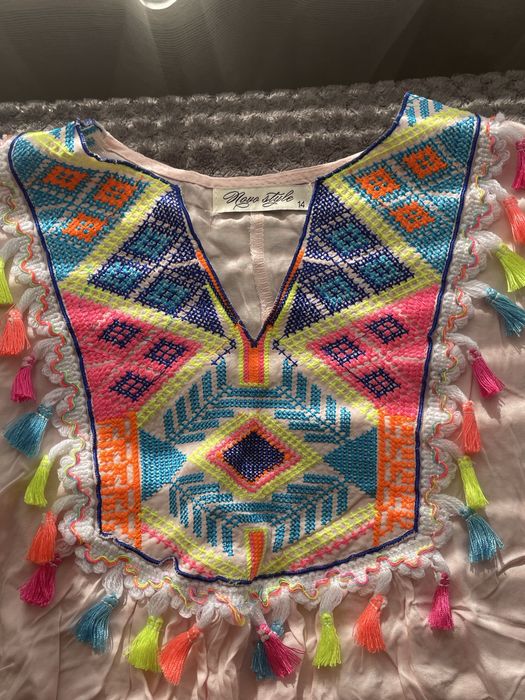 Kolorowa dziewczęca tunika boho z haftem i frędzlami 14 lat 164 cm