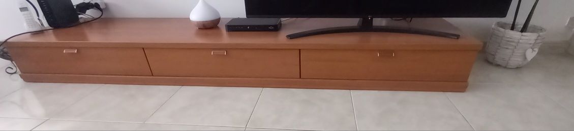 Movel de sala linha intaliana em muito bom estado