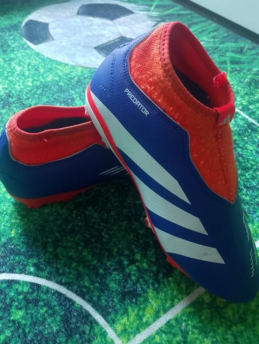 Korki Adidas Predator 37  1/3