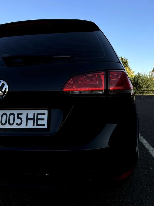 Volkswagen Golf Vll