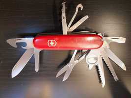 Canivete suiço Victorinox Champion Plus